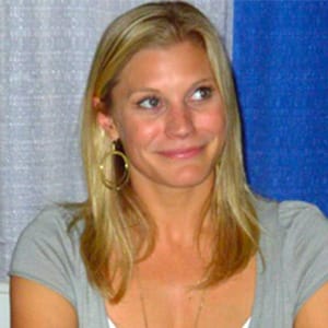 10 Celebrities With Thyroid Problems: Katee Sackhoff